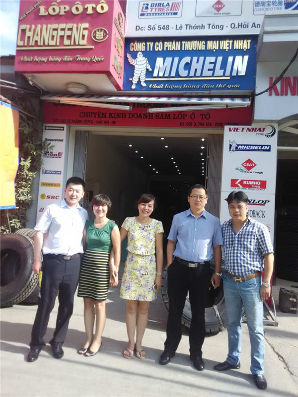 Kelucktyre посетил клиентов грузовых шин во Вьетнаме
